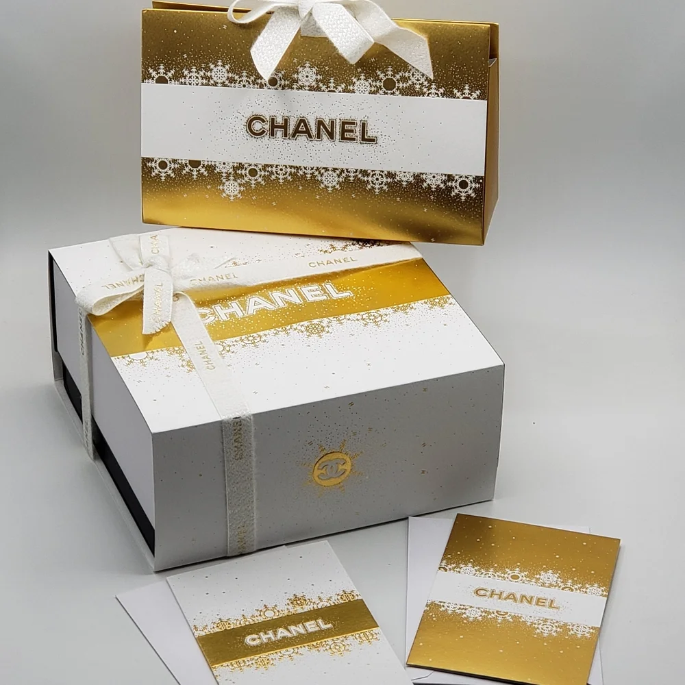 Chanel Holiday Box Card  Bag
